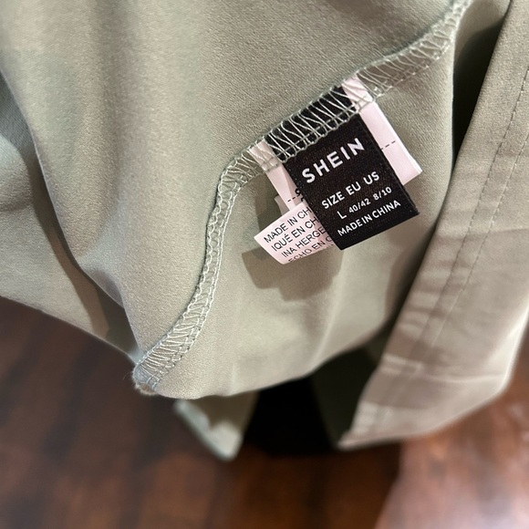 SHEIN Green Tunic with Boxy Relaxed Style dress size large - Picture 5 of 6